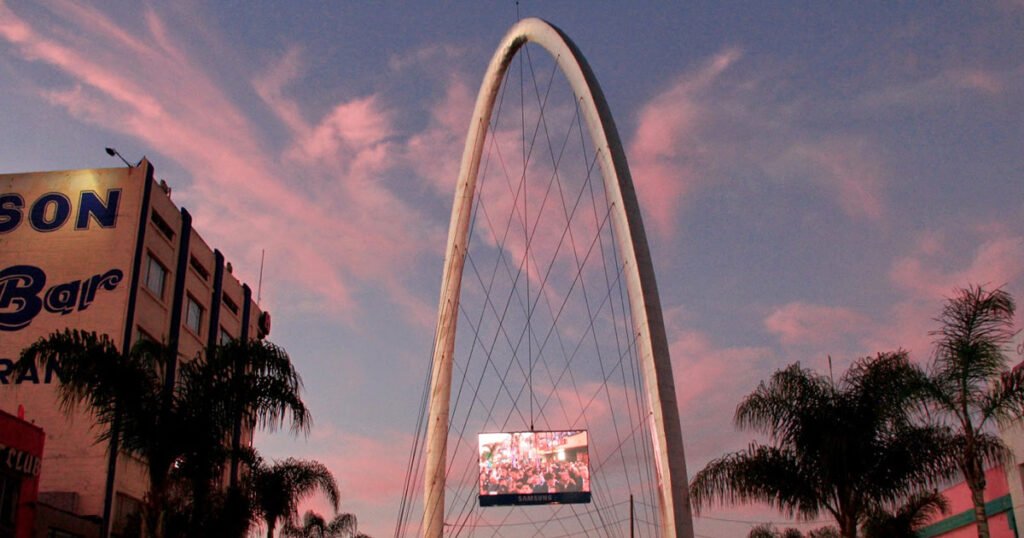 Avenida Revolución - mejores cosas que hacer en tijuana mexico